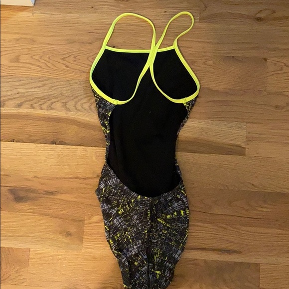 Speedo One Piece - Picture 2 of 4